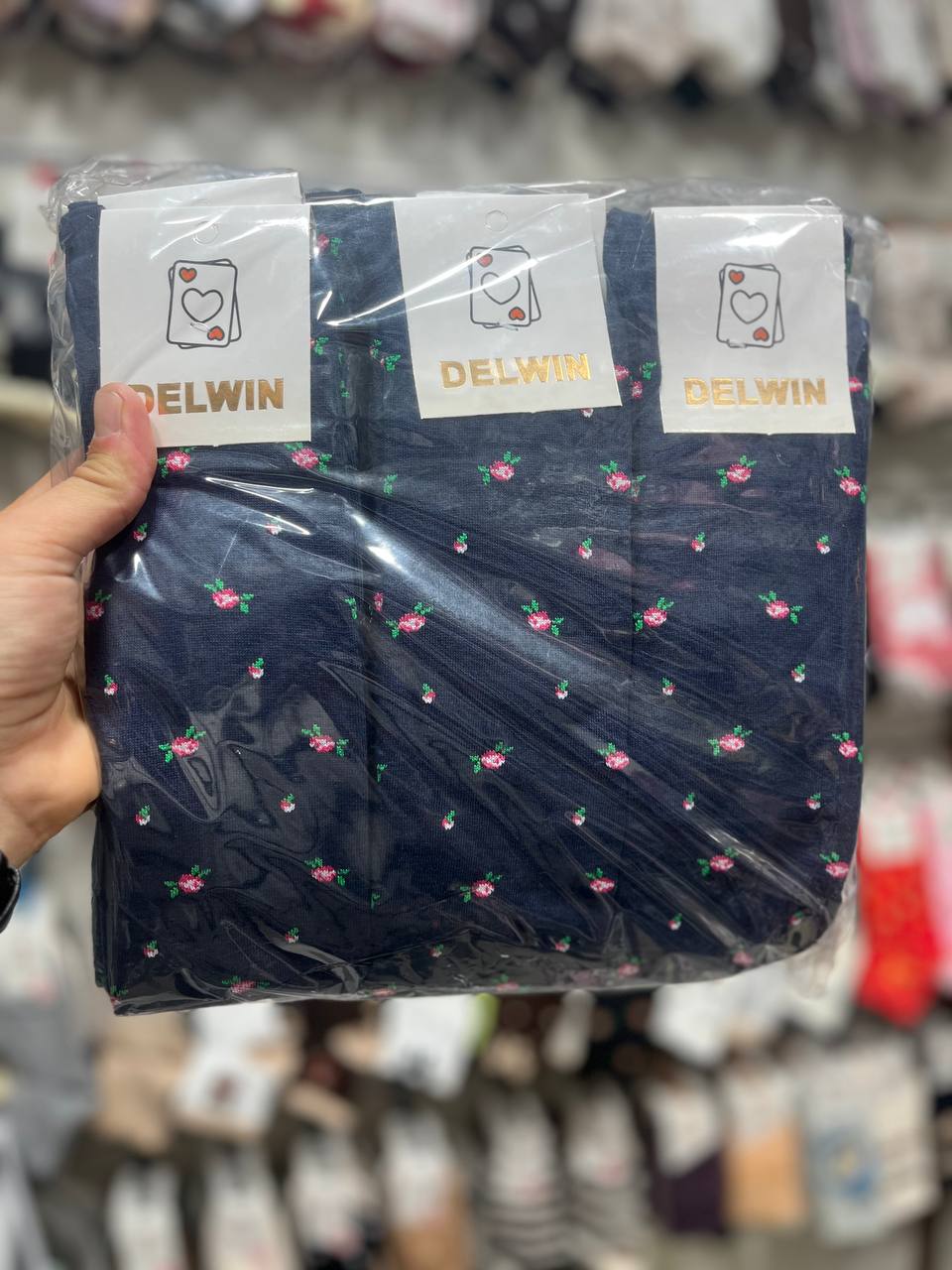جوراب بالای زانو(12جفت)طرح گل تک رنگ سرمه ایی کد2174 2 جوراب بالای زانو(12جفت)طرح گل تک رنگ سرمه ایی کد2174